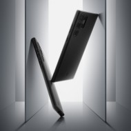 Тънък твърд кейс за Samsung Galaxy S22 Ultra от Spigen Thin Fit - Черен