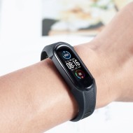 Силиконова каишка за Xiaomi Mi Smart Band 5 / 6 / 7 / NFC от Tech-Protect Armour - Черна