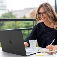 Тънък кейс за Apple Macbook Air M2-M5 (15" 2023-2026) от Tech-Protect Smartshell - Прозрачен