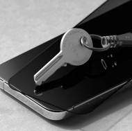 Протектор със затъмнявъне за iPhone 15 Pro Max от Ringke TG Privacy