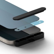 Протектор със затъмнявъне за iPhone 15 от Ringke TG Privacy