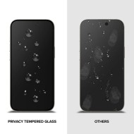 Протектор със затъмнявъне за iPhone 15 от Ringke TG Privacy