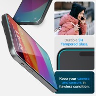 SZKŁO HARTOWANE SPIGEN GLAS.TR ”EZ FIT” IPHONE 15 CLEAR