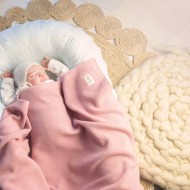 Мериносово одеяло 80x100cm от Cotton Hug – Розова прегръдка