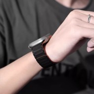 Силиконова каишка за Apple Watch 4/5/6/7/8/9/SE/Ultra 1-2 (42/44/45/49 mm) от Tech-Protect Iconband Magnetic - Черна