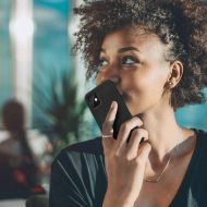 Силиконов кейс за iPhone 7/8/SE от Tech-Protect Icon - Черен