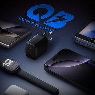 Стенно зарядно устройство за iOs и Android с USB-C от Spigen Essential EE201EU - Черно
