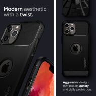Удароустойчив кейс за iPhone 12 / 12 Pro от Spigen Rugged Armor - Черен