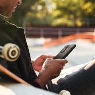 Удароустойчив кейс за Xiaomi 12 Pro от Spigen Rugged Armor - Черен