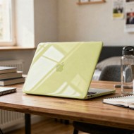 Тънък кейс за Apple Macbook Neo 13 2026 от Tech-Protect Smartshell - Crystal Clear